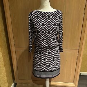 Geometric Patterned Black, White  and Purple Dress